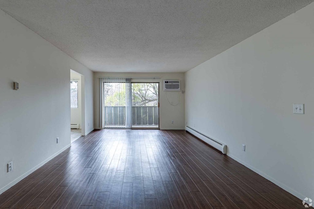 Victoria Flats, Roseville, Minnesota