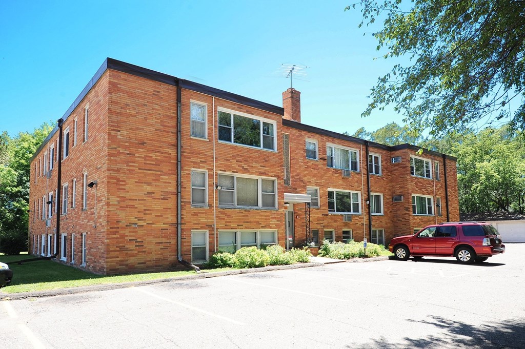 Gateway Apartments Exterior