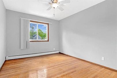 3428 Harriet Apartments, Living Room, Minneapolis