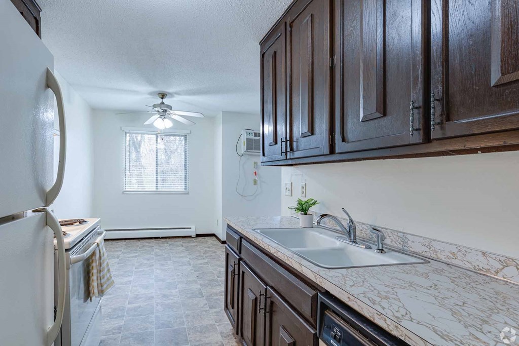 Victoria Flats, Roseville, Minnesota