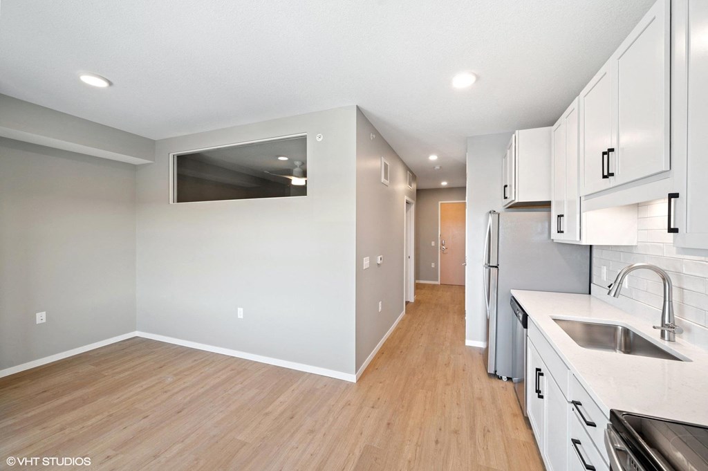 Lago Apartments Minneapolis