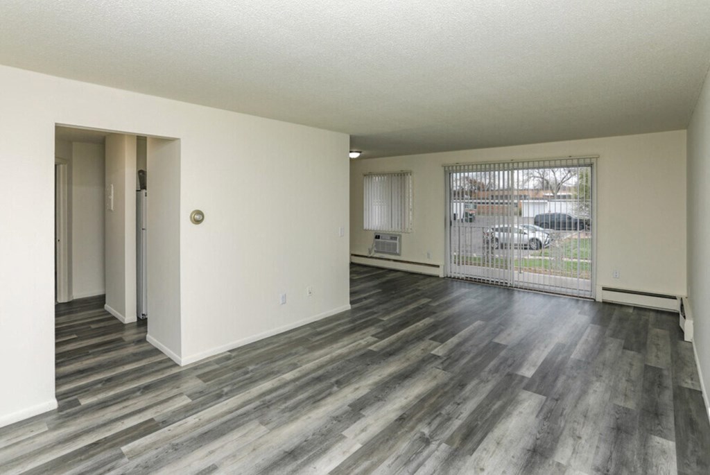 Bellaire Estates Living Room