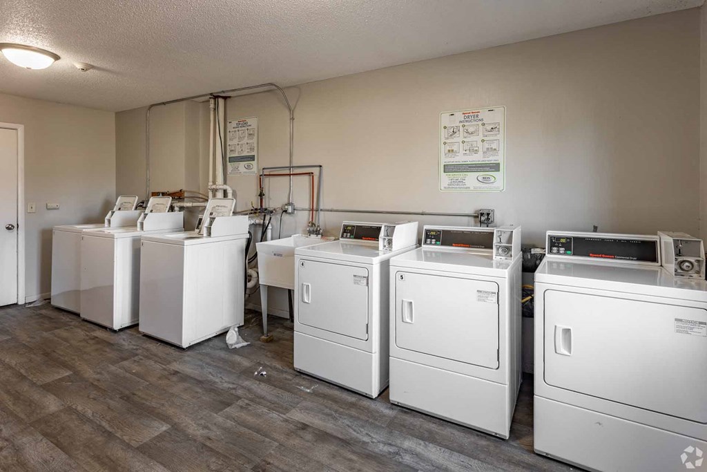 Beard Ave Apartments