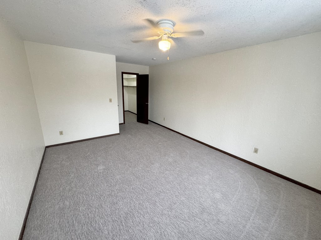 956 Place Apartments Forest Lake, Minnesota Bedroom