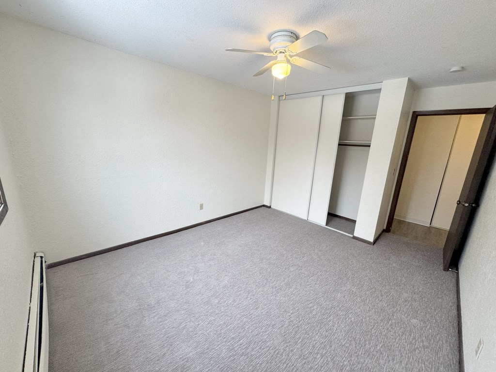 956 Place Apartments Forest Lake, Minnesota Bedroom