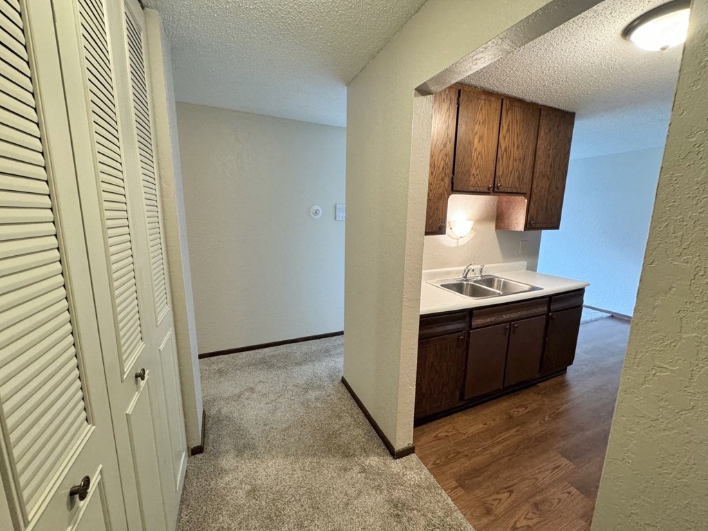 956 Place Apartments, Forest Lake, Minnesota Kitchen