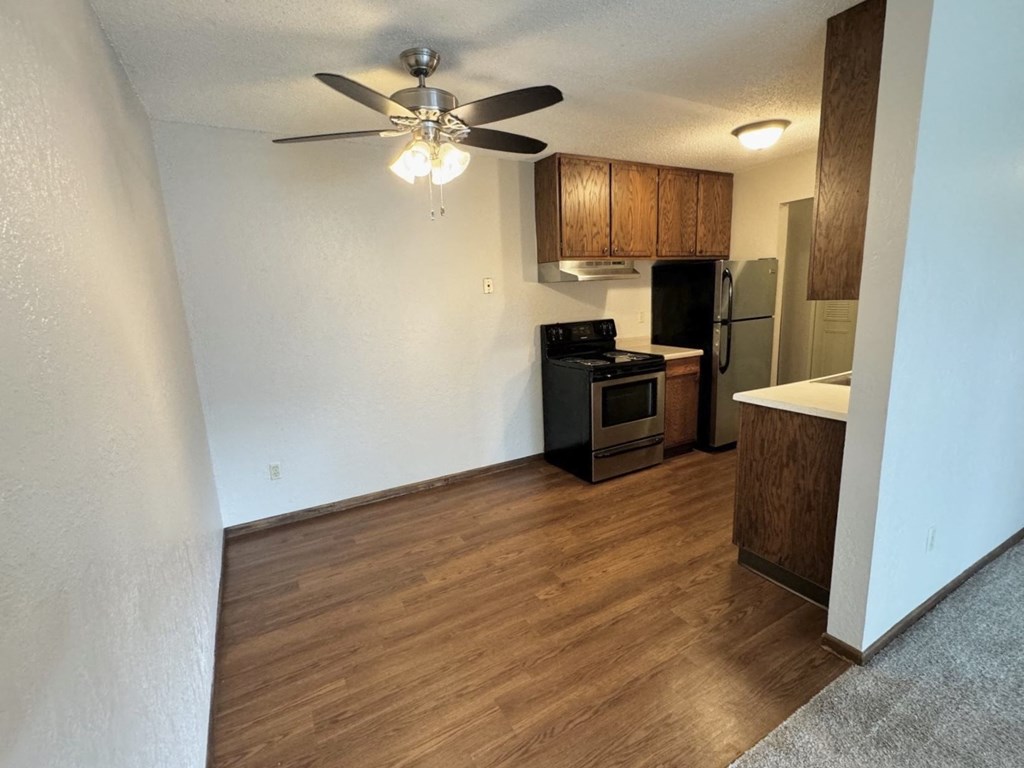 956 Place Apartments, Forest Lake, Minnesota Kitchen