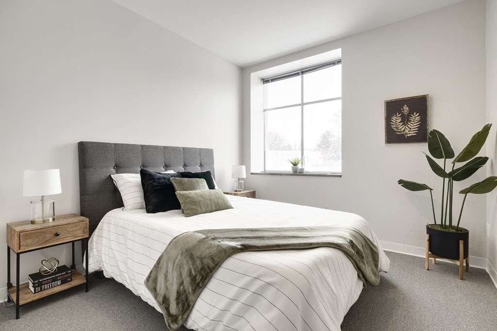 Amber Union Bedroom, Falcon Heights, Minnesota