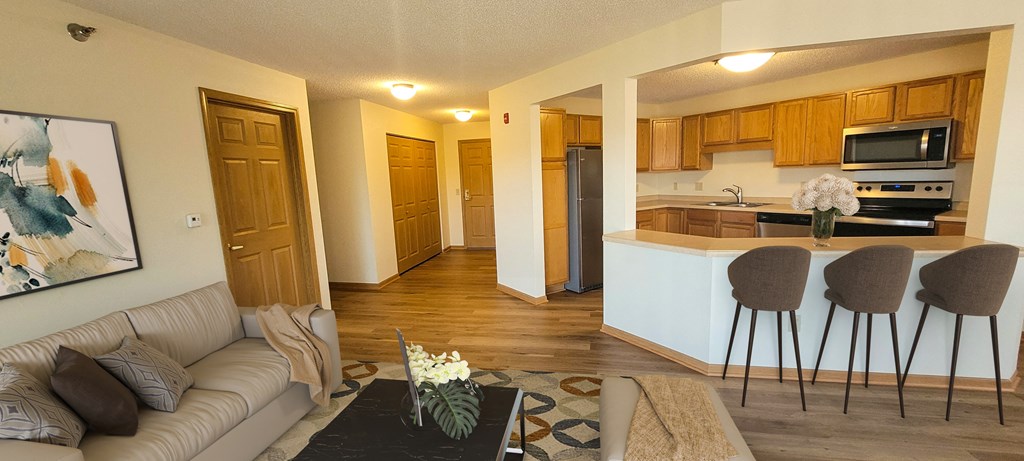 Lakewood Place Apartments, White Bear Lake, Minnesota