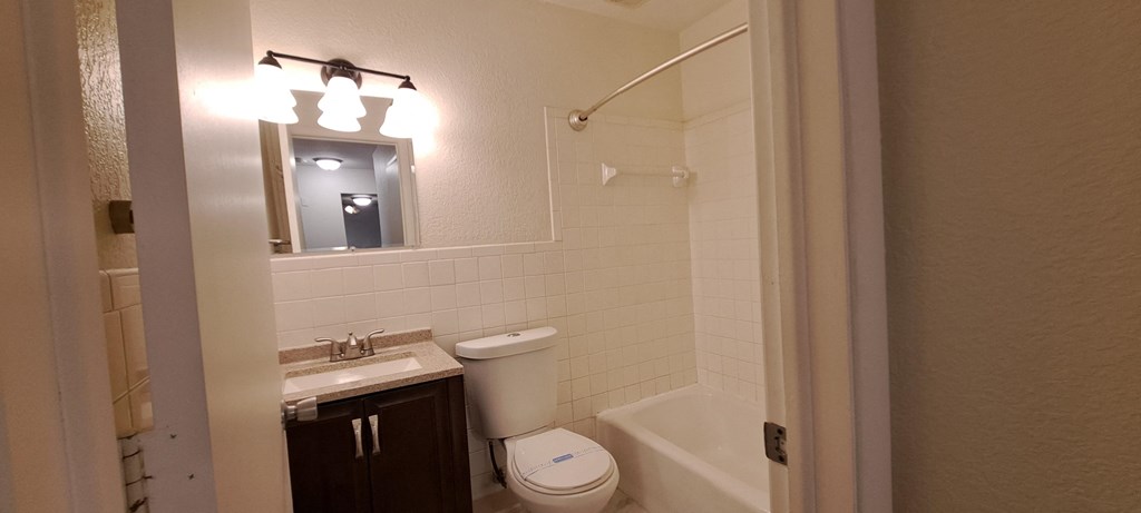 Beard Ave Apartments