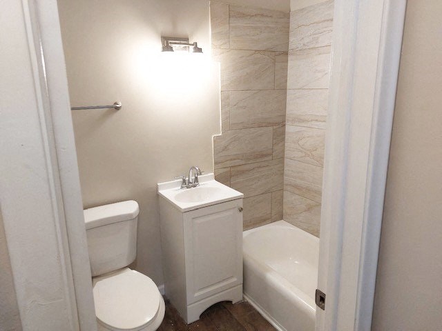 Central Flats Bathroom