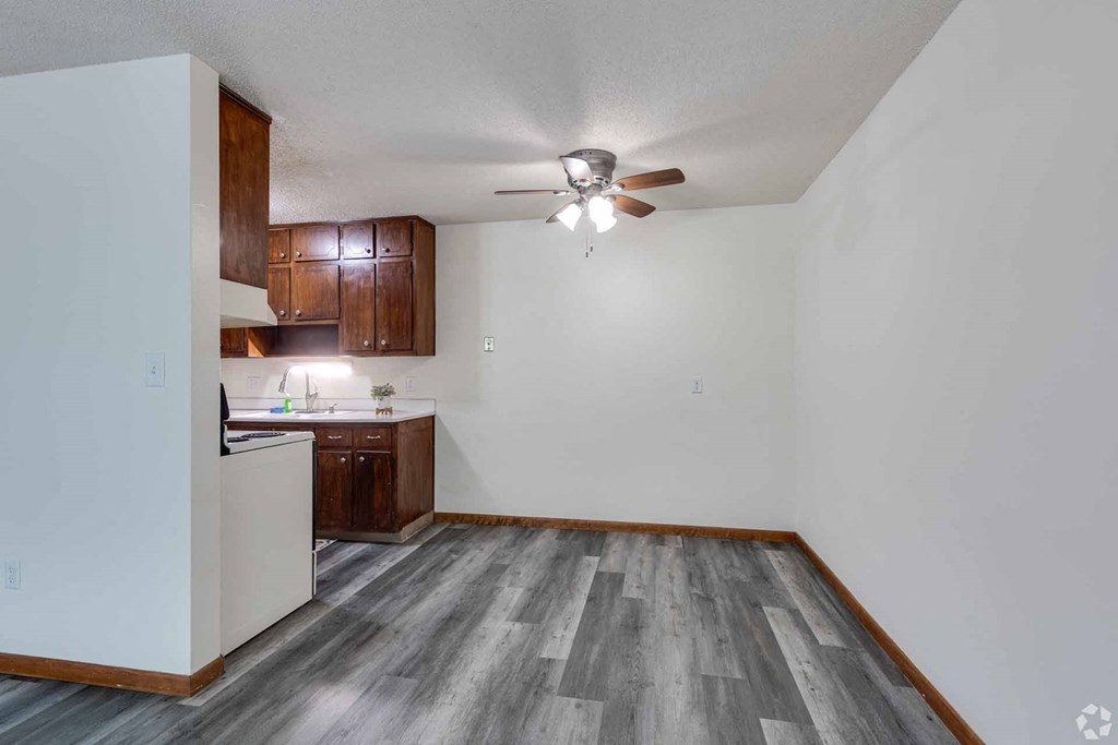 Colonial Terrace, West St. Paul, Minnesota