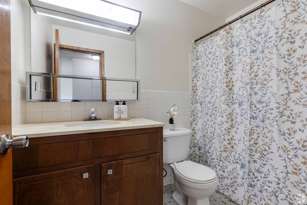 Colonial Terrace, West St. Paul, Minnesota