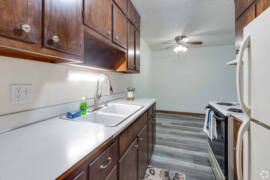 Colonial Terrace, West St. Paul, Minnesota