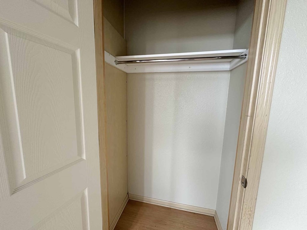 Commerce Building, Affordable Apartments, Downtown St Paul, MN