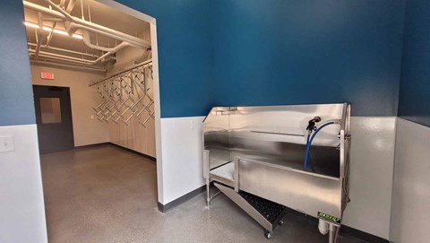 The Flats at Malcolm Yards Business Pet Spa, Minneapolis, Minnesota