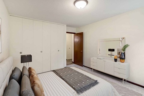 Eastside 1276 Bedroom, St. Paul, Minnesota