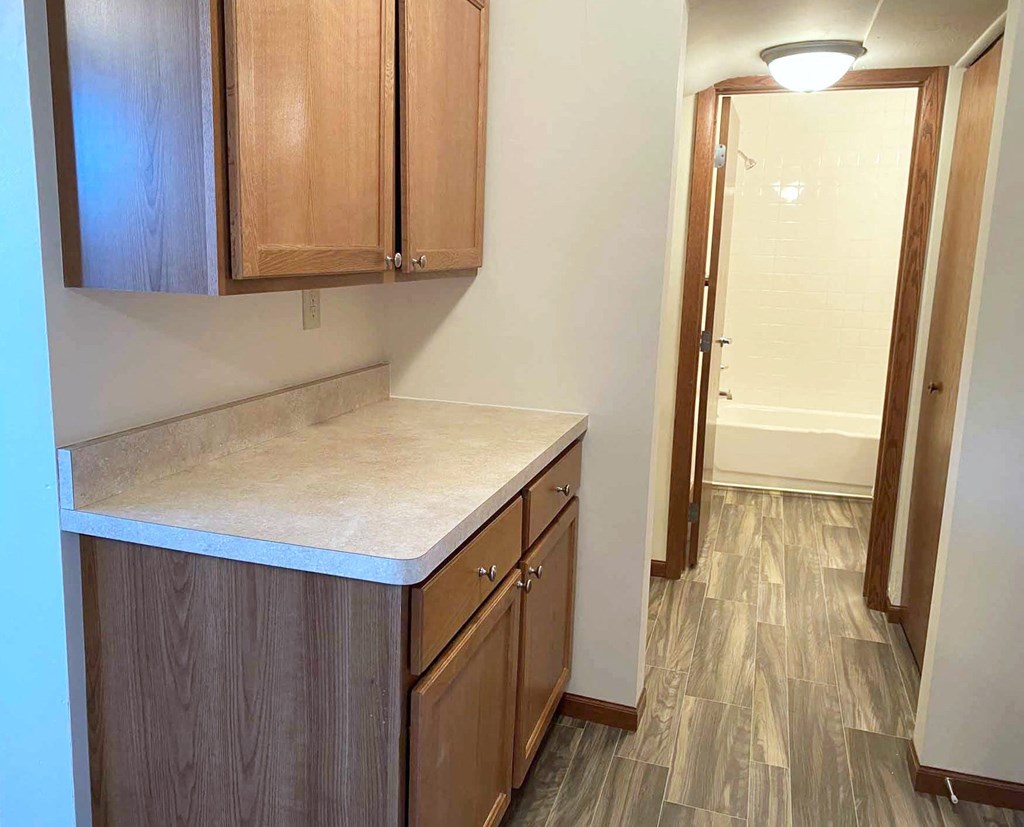 Marjon Terrace Entry, St. Paul, Minnesota