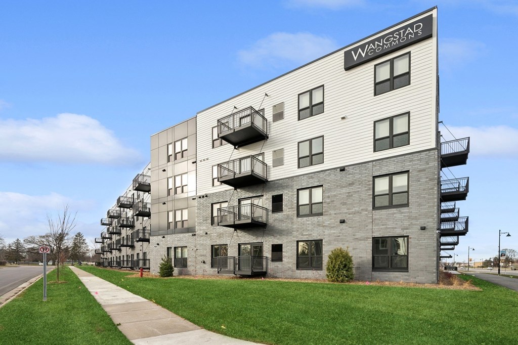 Wangstad Commons, Brooklyn Center, MN