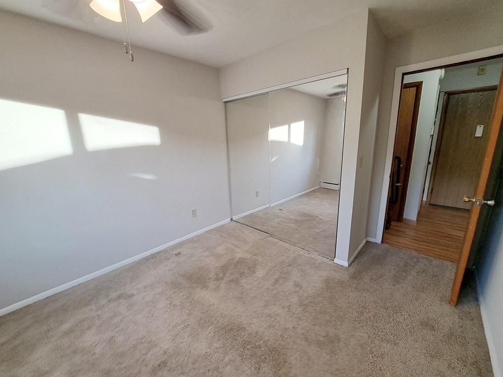 3428 Harriet Apartments Minneapolis, Minnesota Bedroom