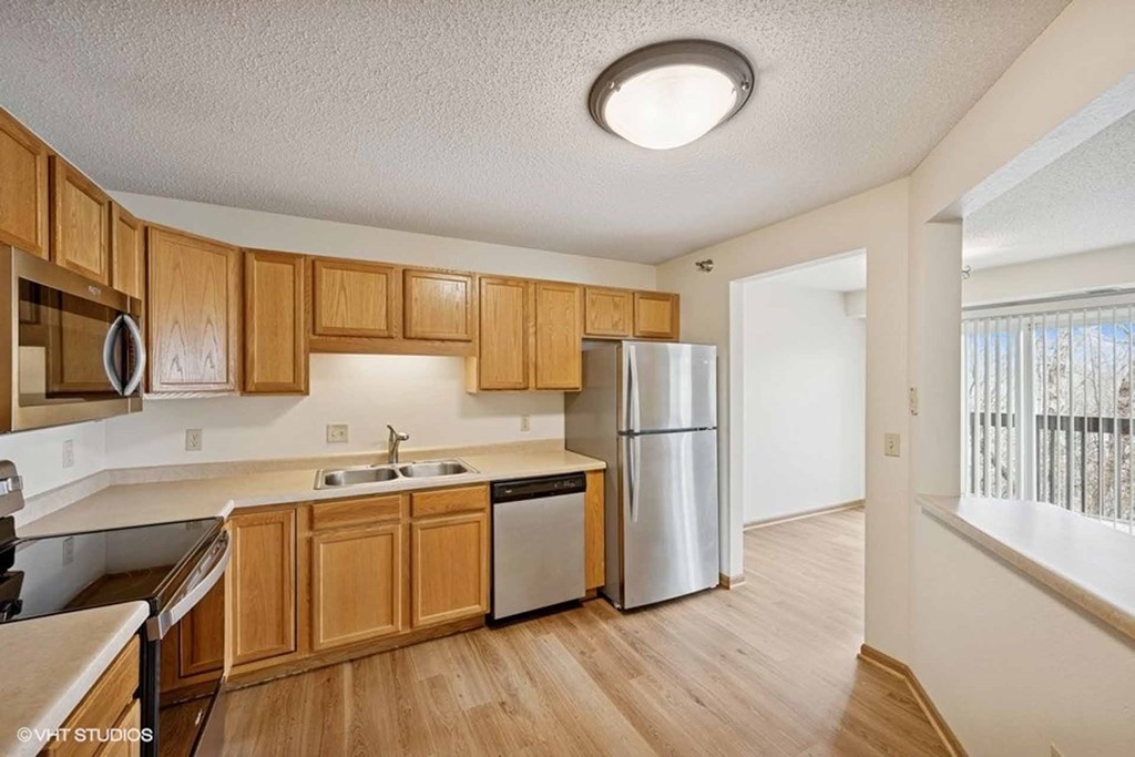 Lakewood Place Apartments, White Bear Lake, MN