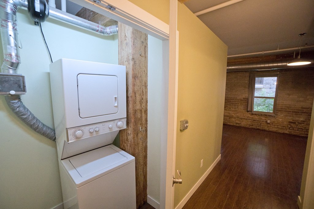 La Pompadour Laundry