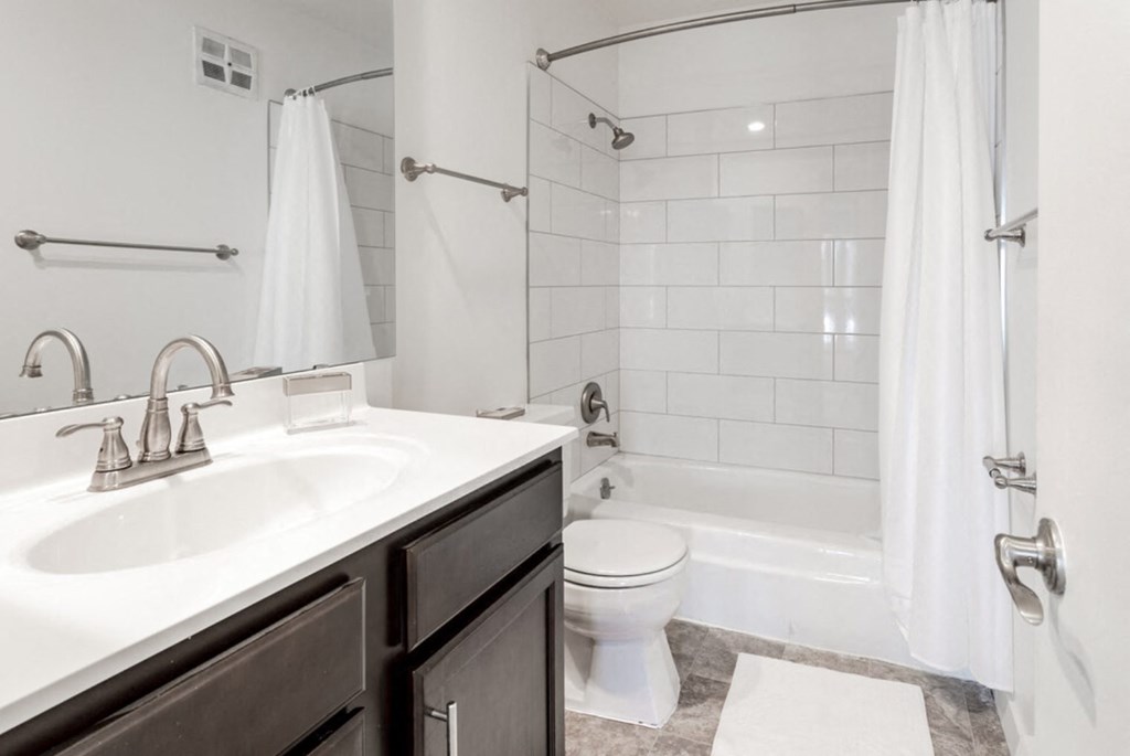 Lexington Hills Bathroom