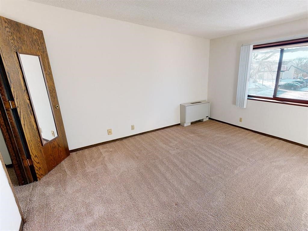 Gold Crest Apartments Bedroom