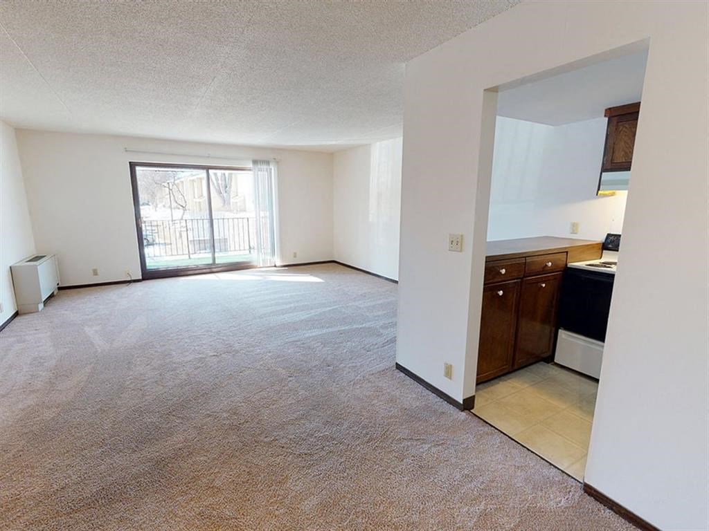 Gold Crest Apartments Living Room