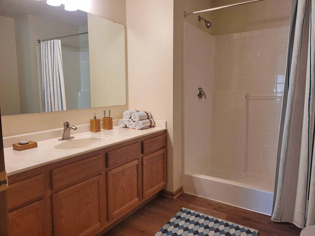 Lakewood Place Apartments, White Bear Lake, Minnesota