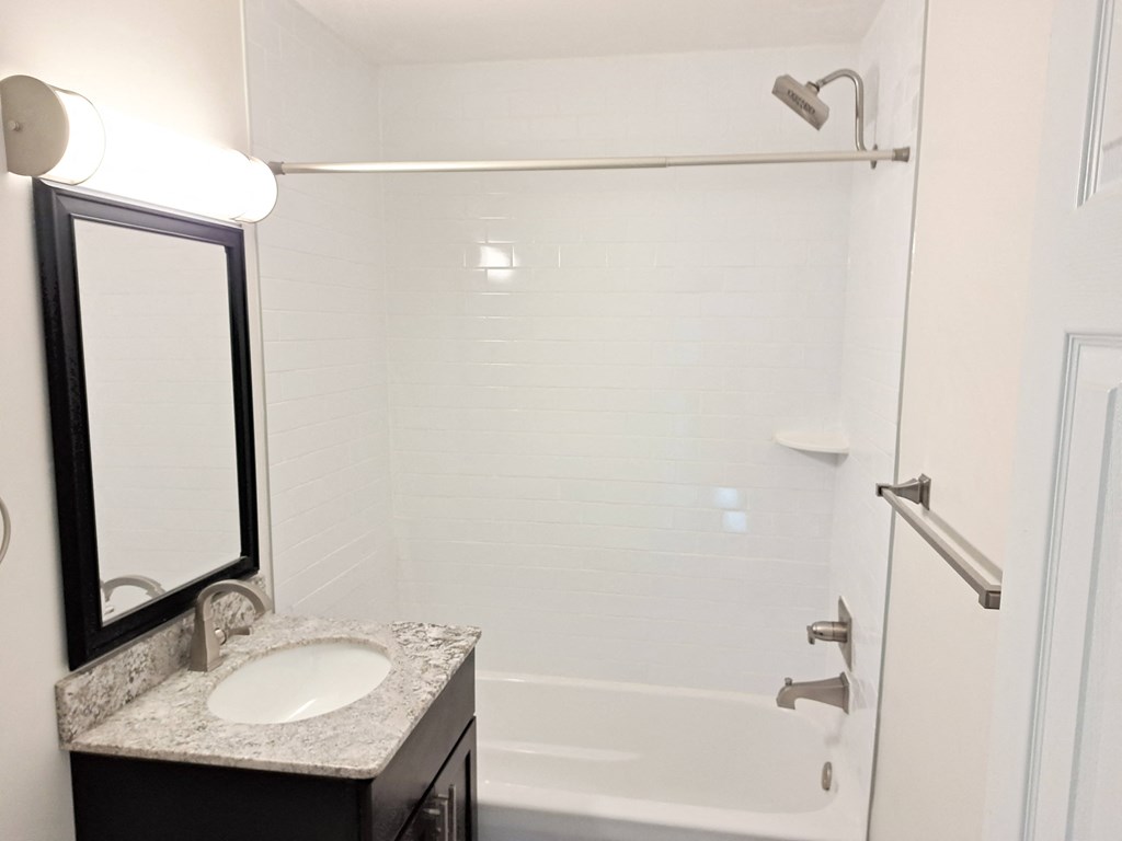 Northgate Crossing Apartments Bathroom, St. Paul, Minnesota