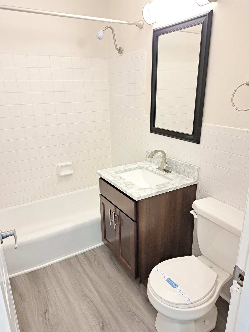 Northgate Crossing Apartments Bathroom, St. Paul, Minnesota