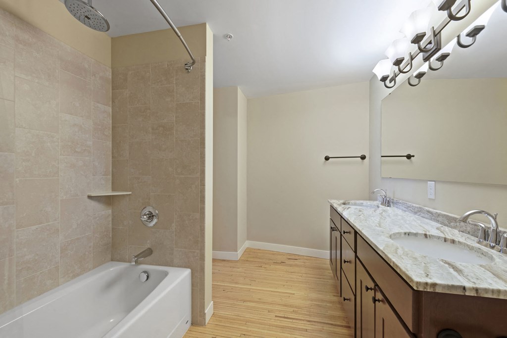 Pioneer Apartments, St Paul