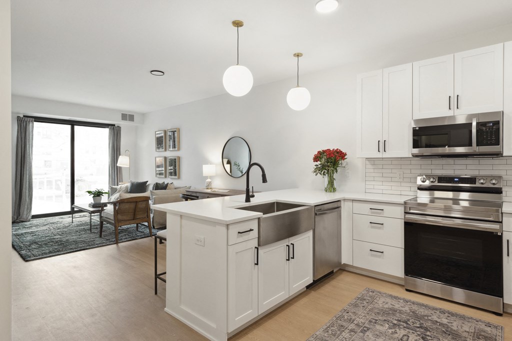 The Reeve Lakeside Kitchen