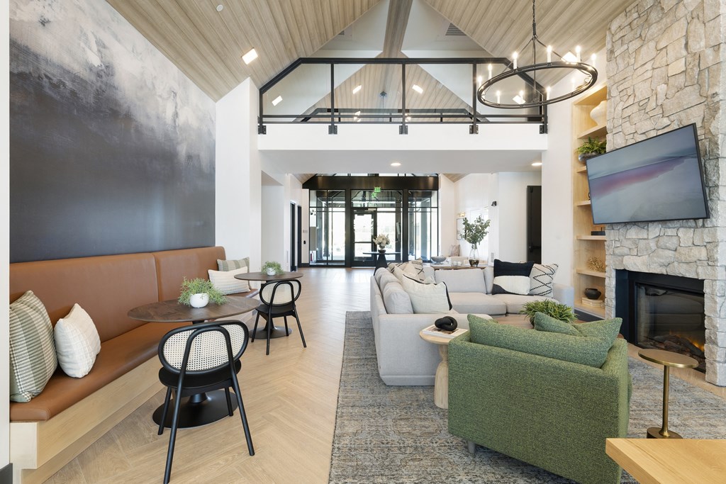 The Reeve Lakeside Community Room