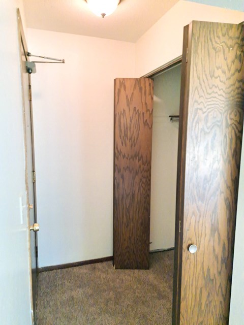 Xerxes Apartments, Brooklyn Center, Minnesota