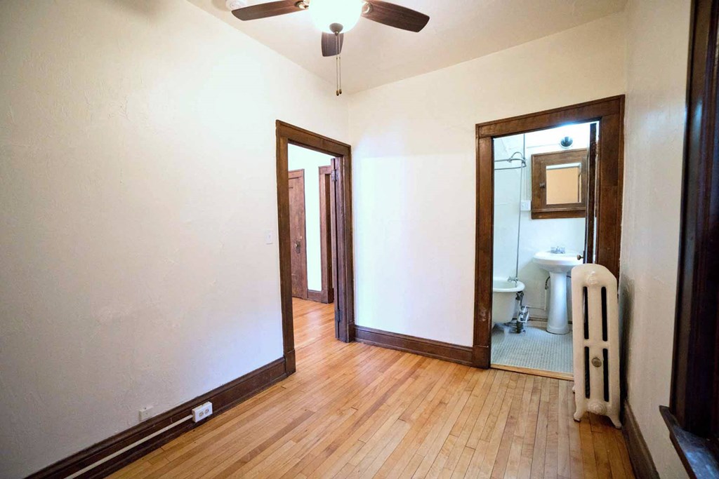 225 Place Apartments  Bedroom