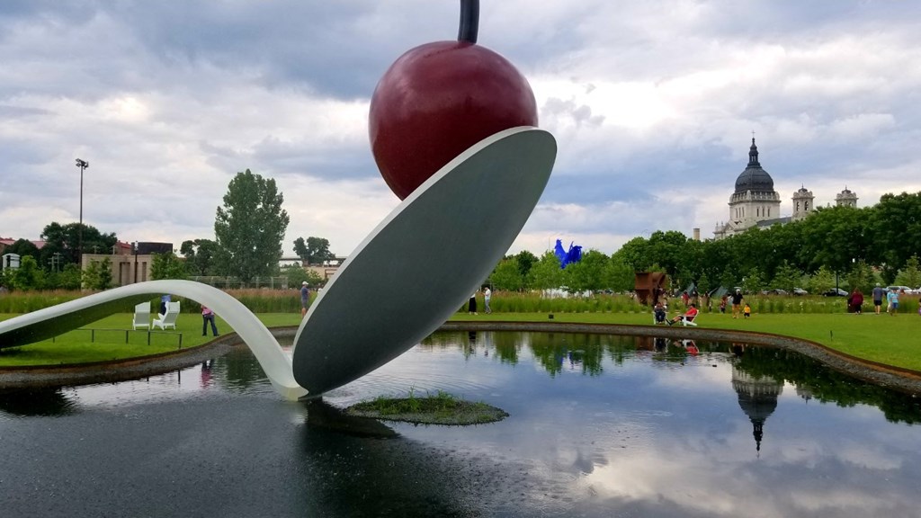 214 Place Apartments Minneapolis