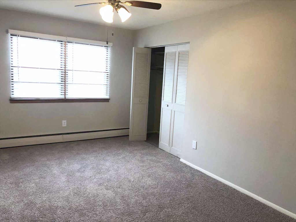 St. Paul Apartments, Bedroom