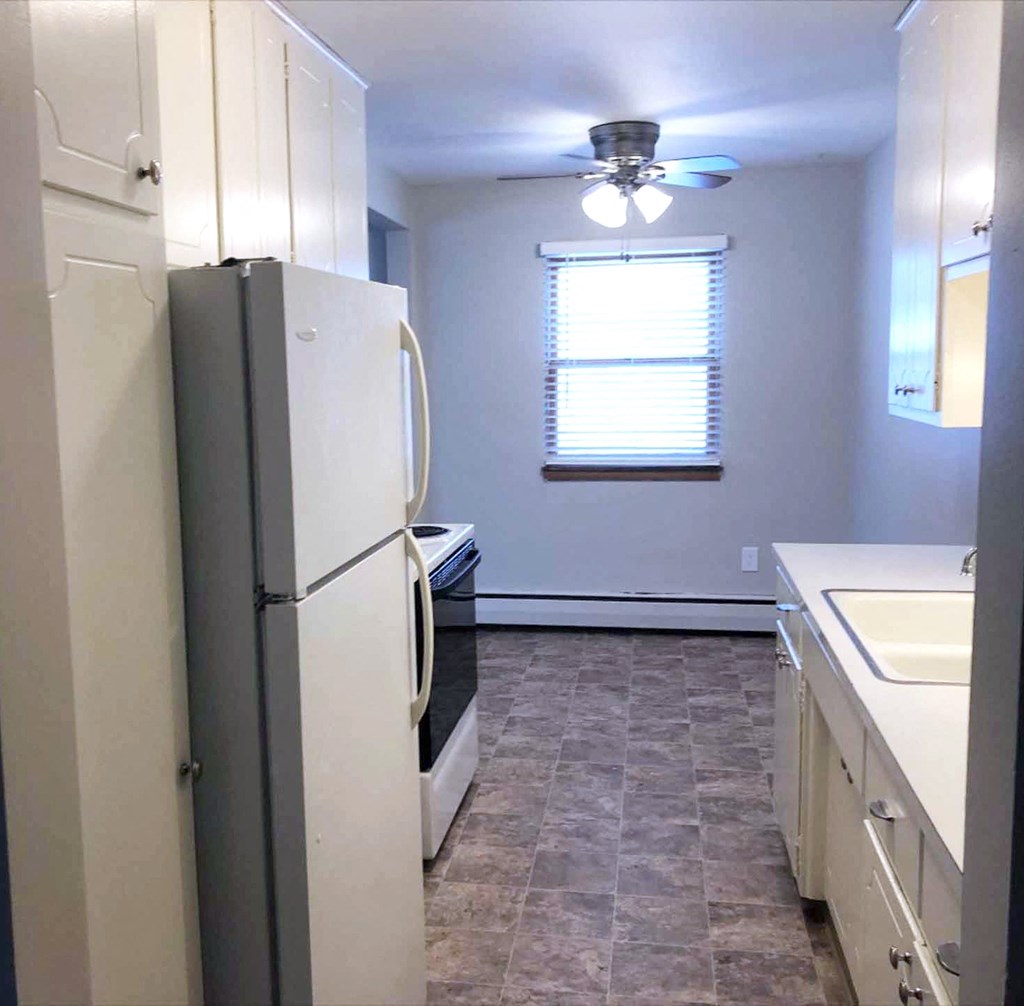 St. Paul Apartments, Kitchen