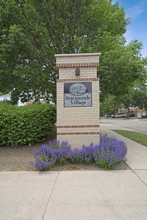 Stationside Village Apartments