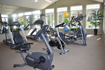 Fitness Center - Photo Gallery 10