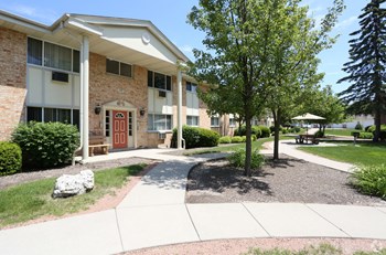 4905 W College Ave 1-2 Beds Apartment for Rent - Photo Gallery 22