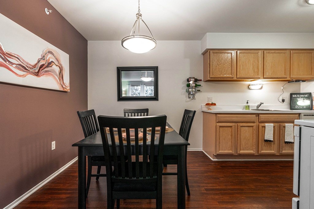 Dining Room and Kitchen at Prentiss Pointe Apartments, Michigan