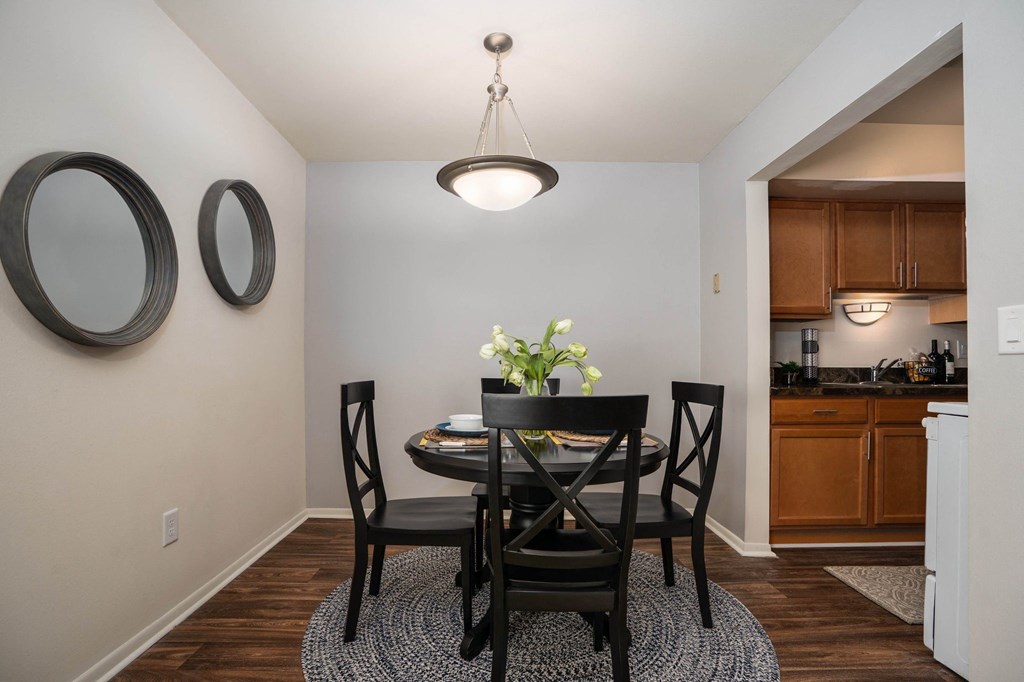 Drawbridge Model Dining