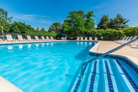 Heated Pool at Dover Hills Apartments Kalamazoo MI