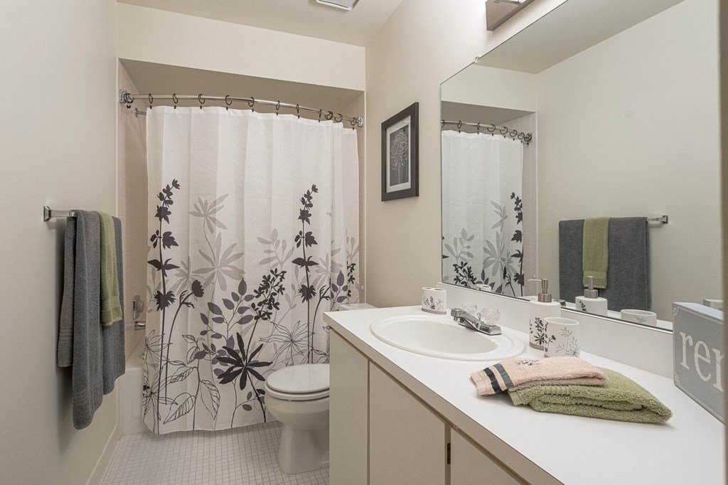 Eastwood Village Two Bedroom Model Bathroom