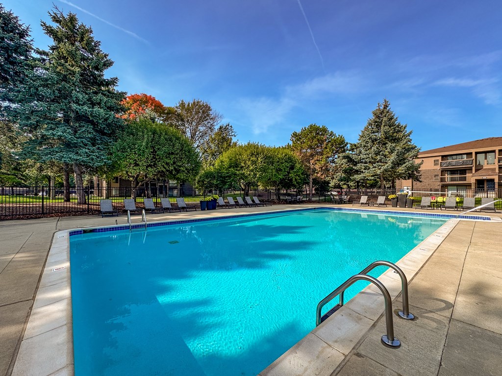 2 Heated pools at Lakeside Village Apartments Clinton Township MI