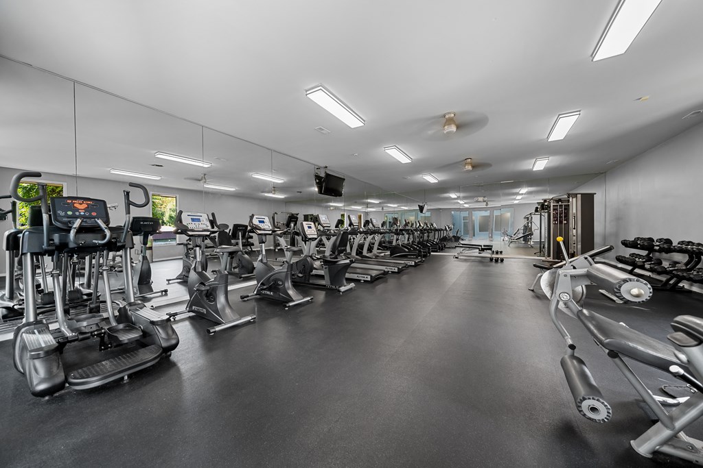 24 Hour Fitness Center at Lakeside Village Apartments, Clinton Township, MI