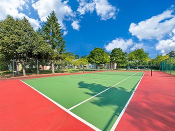 Community tennis court at Park Lane Apartments in Southfield, MI.